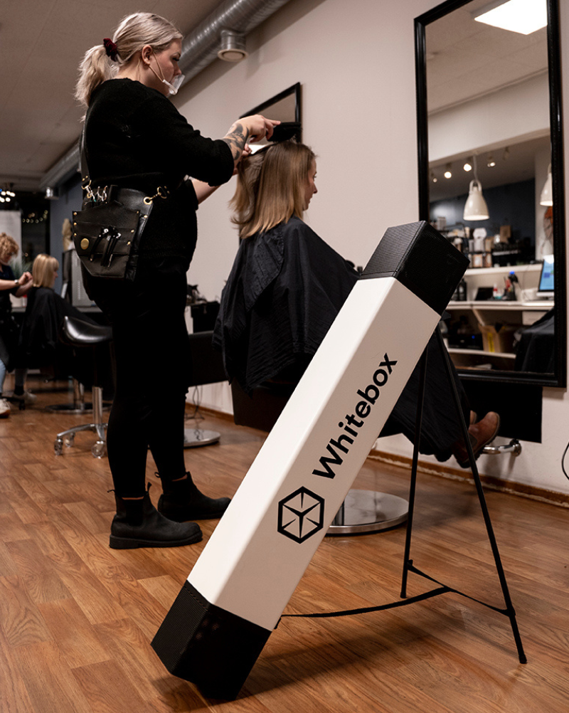 Whitebox õhupuhasti juuksuri salongis
